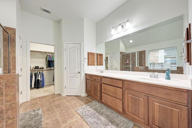 518 Victoria DR, Cedar Park, TX 78613