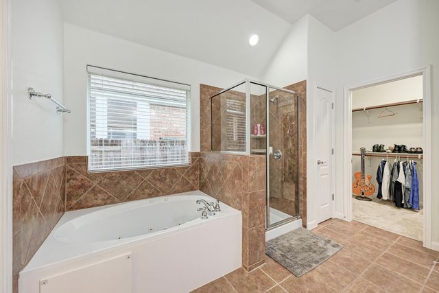 518 Victoria DR, Cedar Park, TX 78613