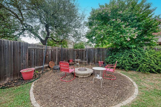 518 Victoria DR, Cedar Park, TX 78613