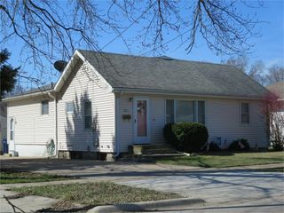 1221 Downing Avenue, Waterloo, IA 50701