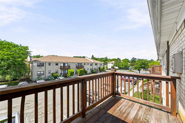 64 W. Sneden Place 64, Spring Valley, NY 10977