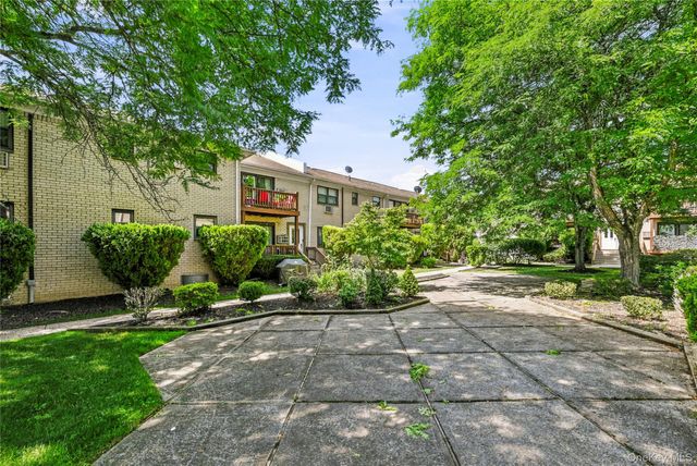 64 W. Sneden Place 64, Spring Valley, NY 10977