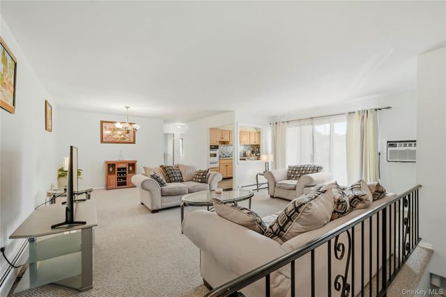 64 W. Sneden Place 64, Spring Valley, NY 10977