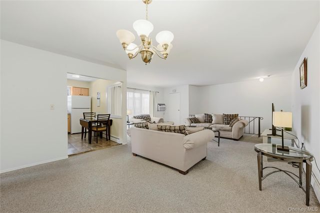 64 W. Sneden Place 64, Spring Valley, NY 10977