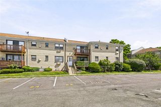 64 W. Sneden Place 64, Spring Valley, NY 10977