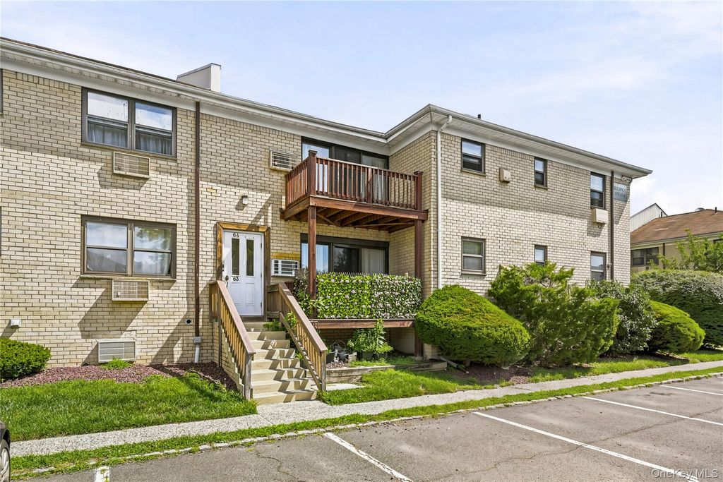 64 W. Sneden Place 64, Spring Valley, NY 10977 — photo 2