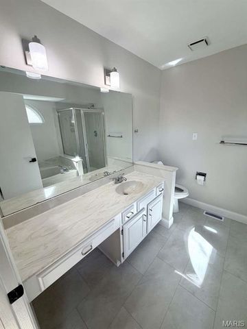 4428 Morning Dove Court, St Louis, MO 63128