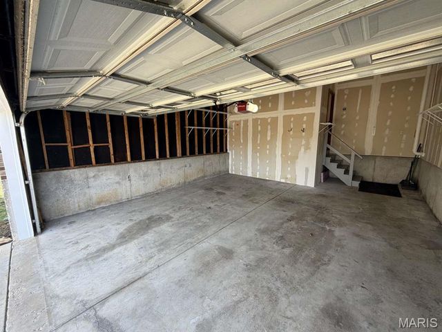 4428 Morning Dove Court, St Louis, MO 63128