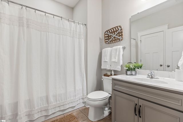 605 Longfellow Way, Simpsonville, SC 29681