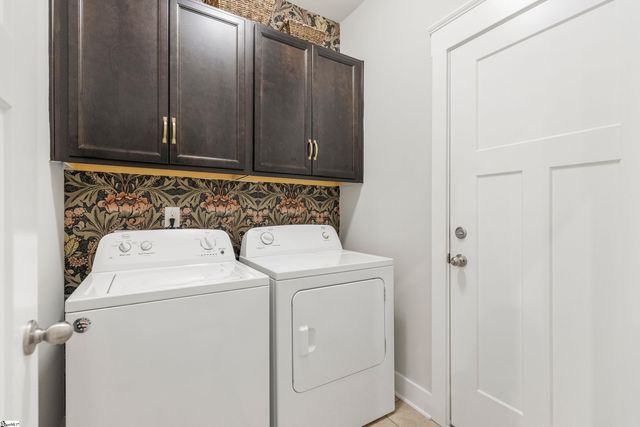 605 Longfellow Way, Simpsonville, SC 29681