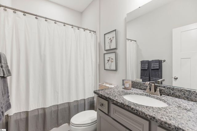 605 Longfellow Way, Simpsonville, SC 29681