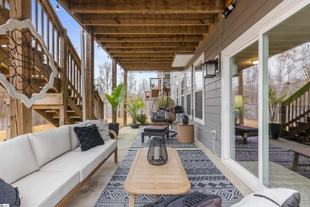 605 Longfellow Way, Simpsonville, SC 29681