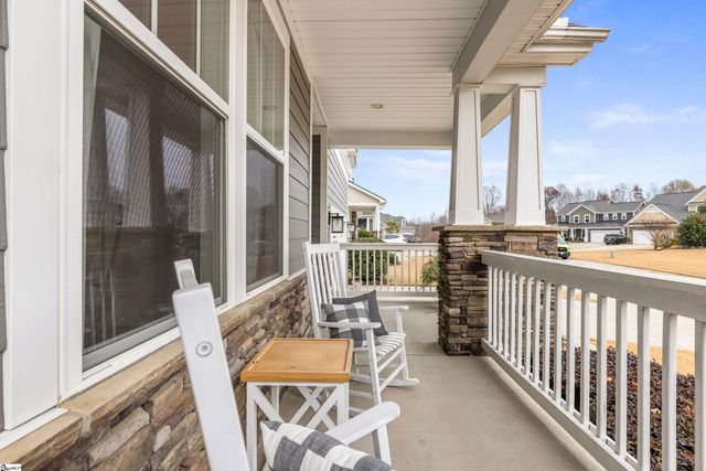 605 Longfellow Way, Simpsonville, SC 29681