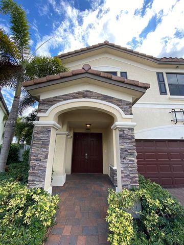 8843 W 34th Avenue, Hialeah, FL 33018