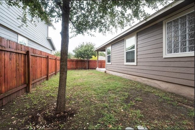 8532 Harrier DR 232, Austin, TX 78729
