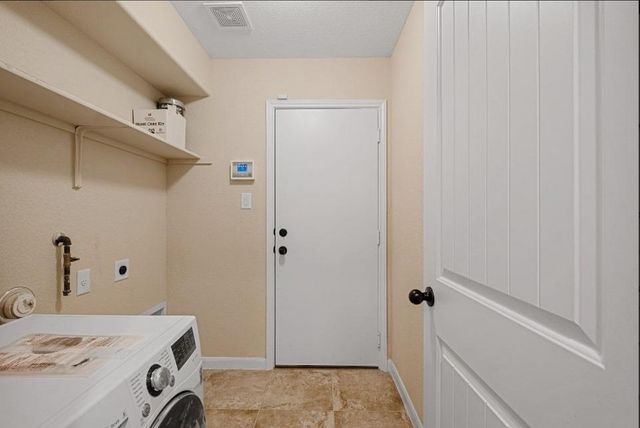 8532 Harrier DR 232, Austin, TX 78729