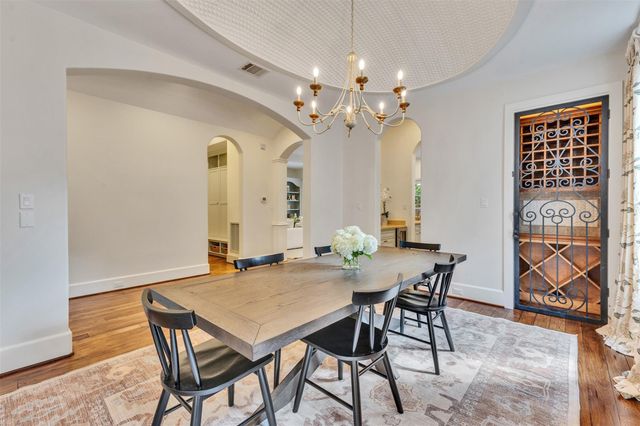 2721 Cason Street, West University Place, TX 77005