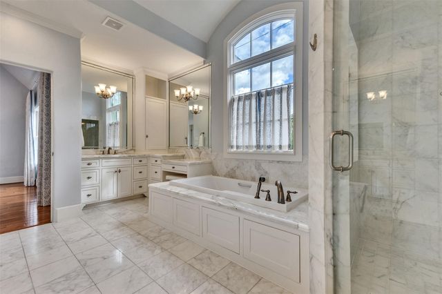 2721 Cason Street, West University Place, TX 77005
