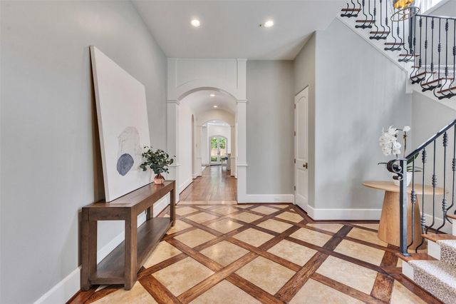 2721 Cason Street, West University Place, TX 77005