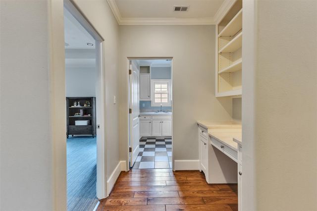 2721 Cason Street, West University Place, TX 77005