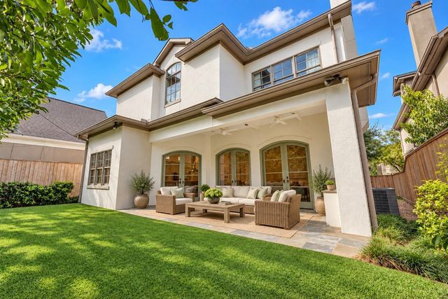 2721 Cason Street, West University Place, TX 77005