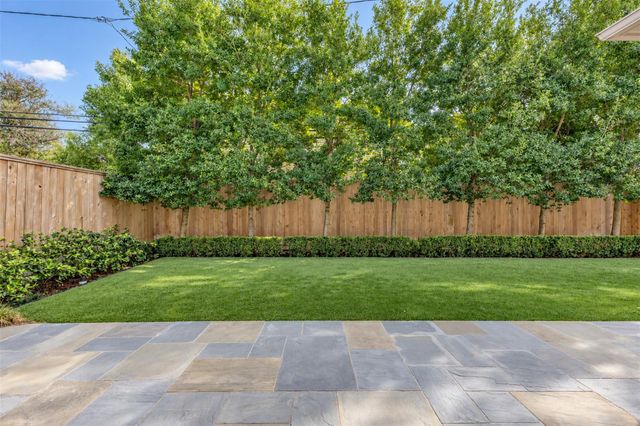 2721 Cason Street, West University Place, TX 77005