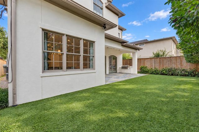 2721 Cason Street, West University Place, TX 77005