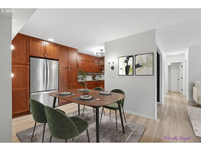 2021 Sw MAIN St 33, Portland, OR 97205