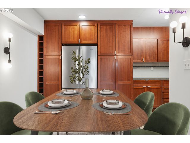2021 Sw MAIN St 33, Portland, OR 97205