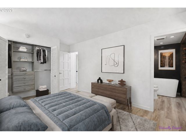 2021 Sw MAIN St 33, Portland, OR 97205