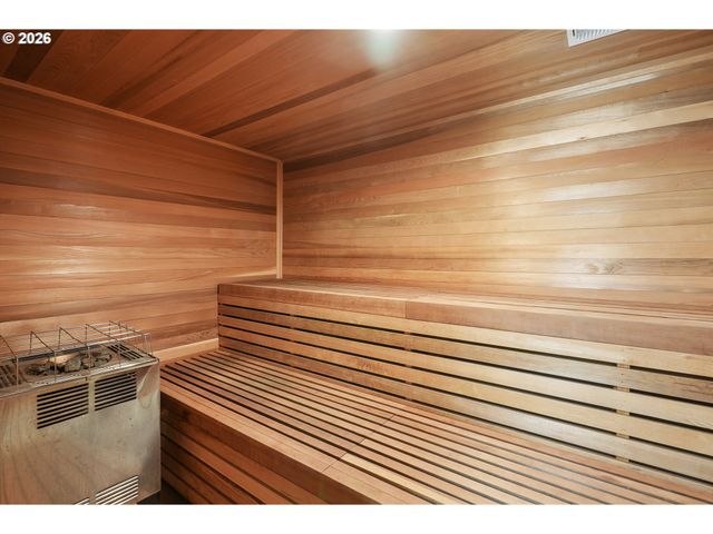 2021 Sw MAIN St 33, Portland, OR 97205