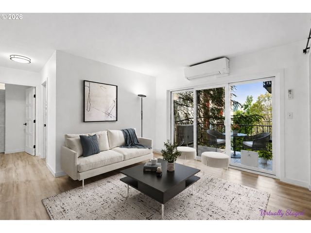 2021 Sw MAIN St 33, Portland, OR 97205