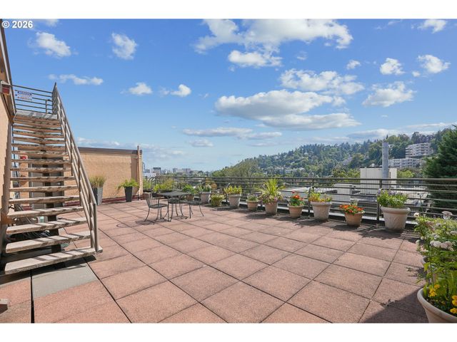 2021 Sw MAIN St 33, Portland, OR 97205