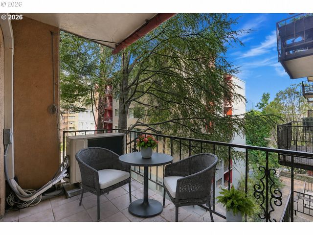 2021 Sw MAIN St 33, Portland, OR 97205