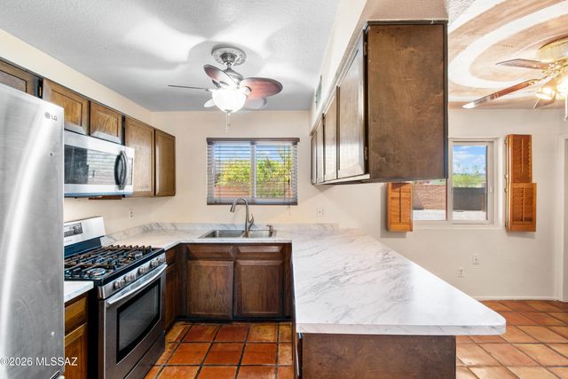 4001 W Red Wing Street, Tucson, AZ 85741