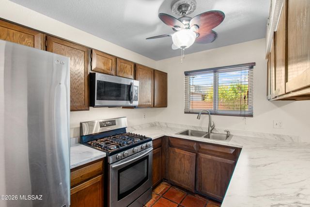 4001 W Red Wing Street, Tucson, AZ 85741