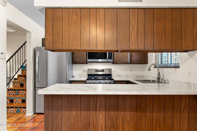 4001 W Red Wing Street, Tucson, AZ 85741