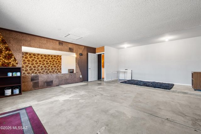 4001 W Red Wing Street, Tucson, AZ 85741