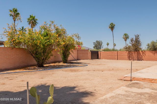 4001 W Red Wing Street, Tucson, AZ 85741