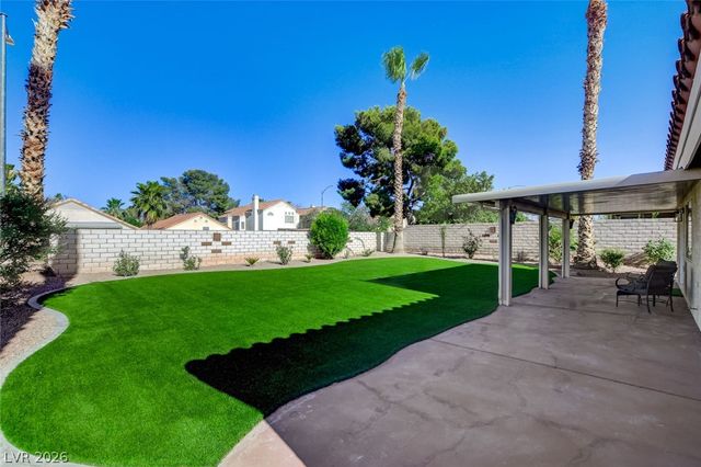 8208 Palmada Drive, Las Vegas, NV 89123