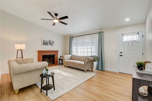 8208 Palmada Drive, Las Vegas, NV 89123