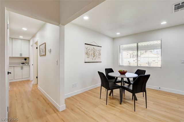 8208 Palmada Drive, Las Vegas, NV 89123