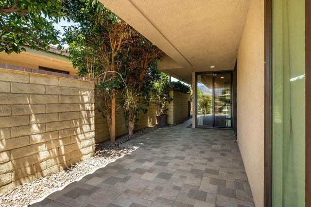 1 Temple Court, Rancho Mirage, CA 92270