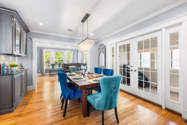 1058 Highland Ave, Needham, MA 02492