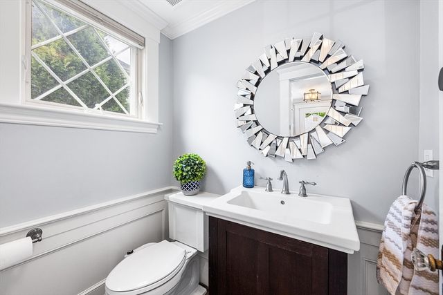 1058 Highland Ave, Needham, MA 02492