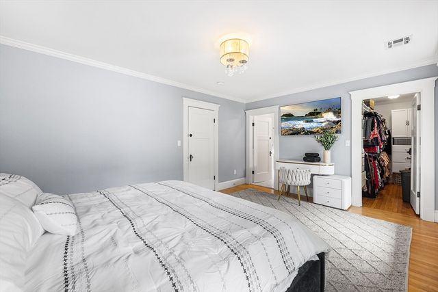 1058 Highland Ave, Needham, MA 02492