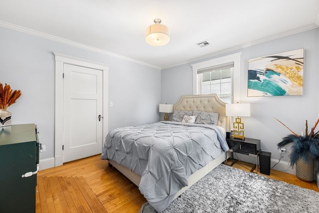 1058 Highland Ave, Needham, MA 02492