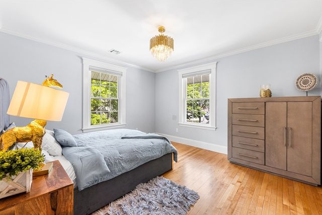 1058 Highland Ave, Needham, MA 02492