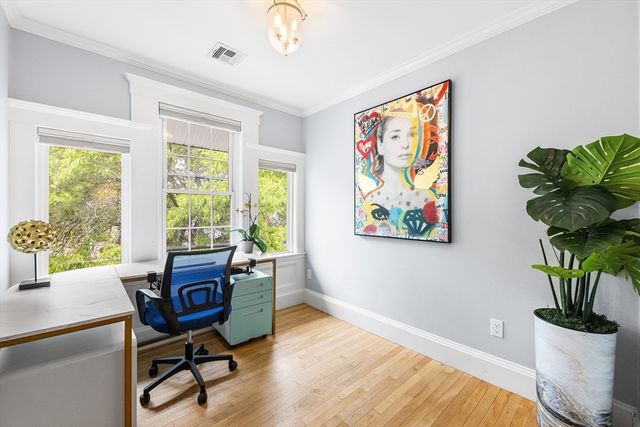 1058 Highland Ave, Needham, MA 02492