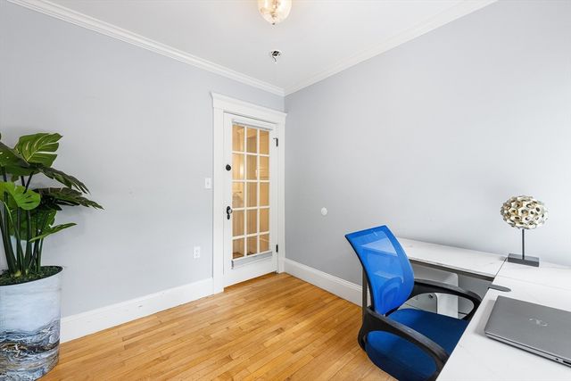 1058 Highland Ave, Needham, MA 02492